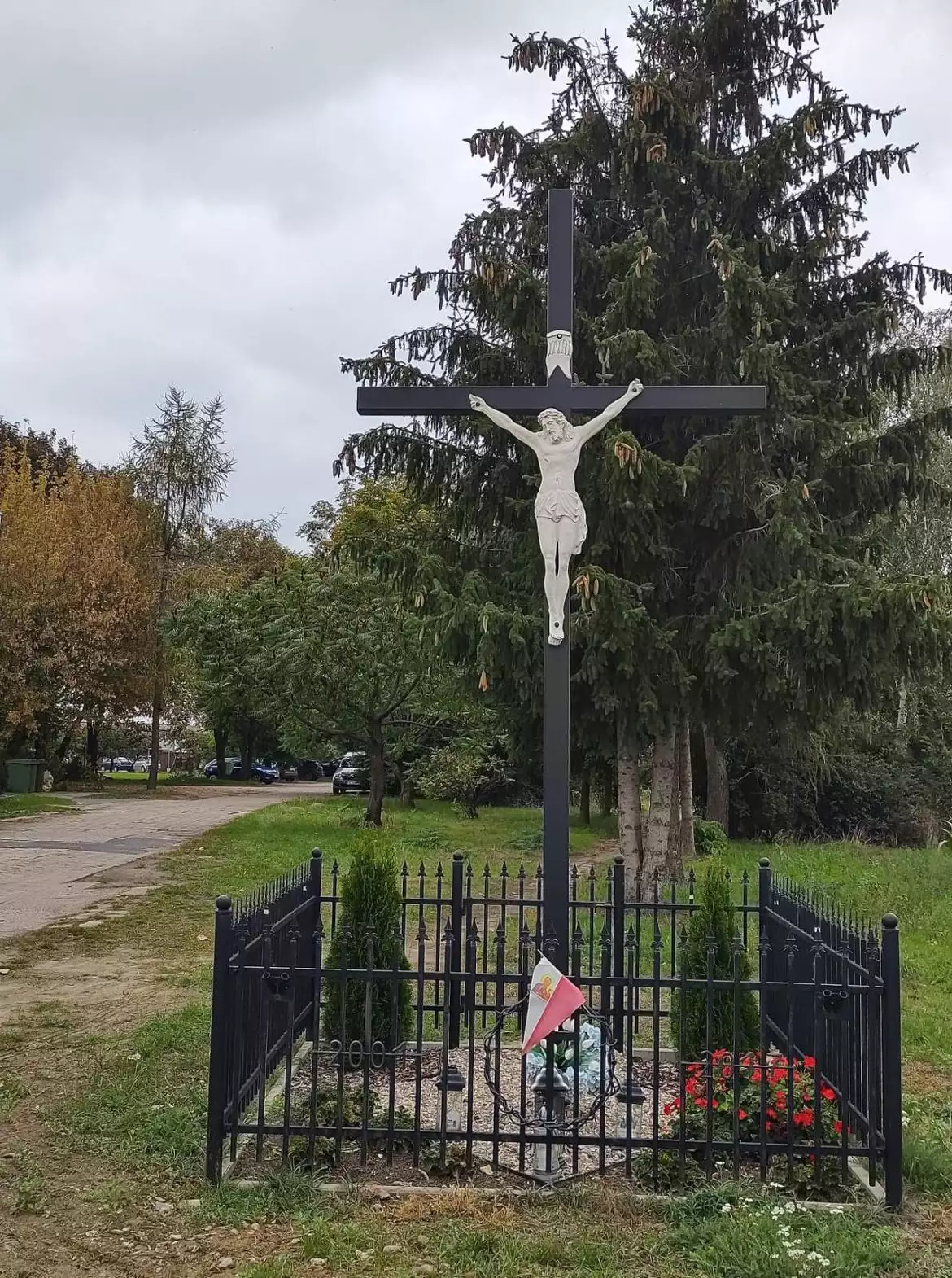 Krzyż w Konarzewie, ul.Poznańska